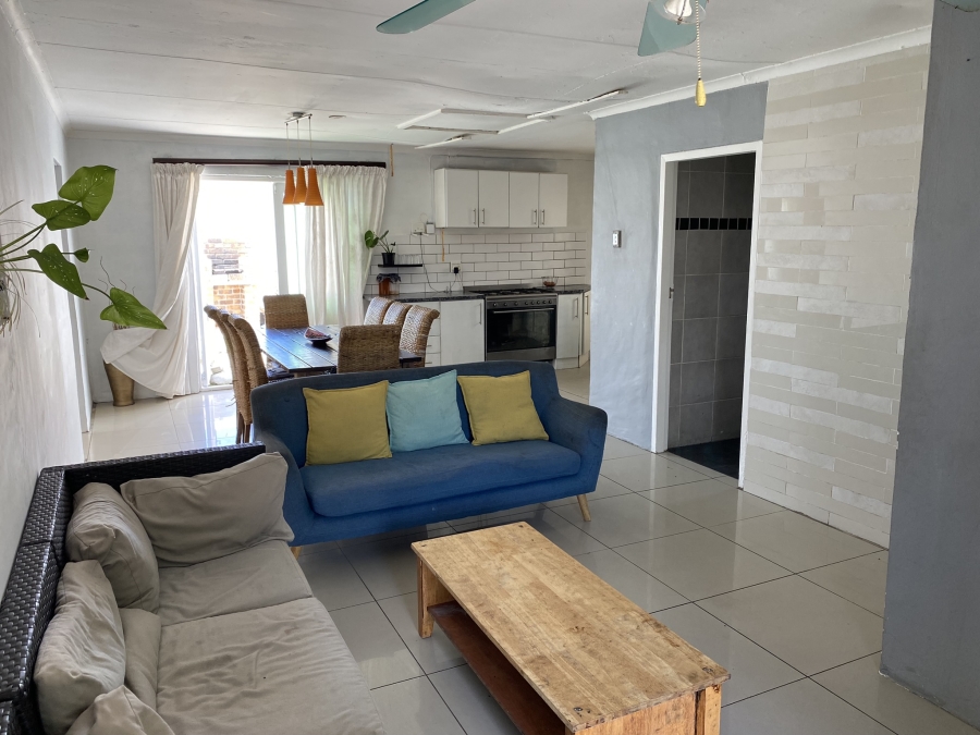 2 Bedroom Property for Sale in Pelican Park Western Cape